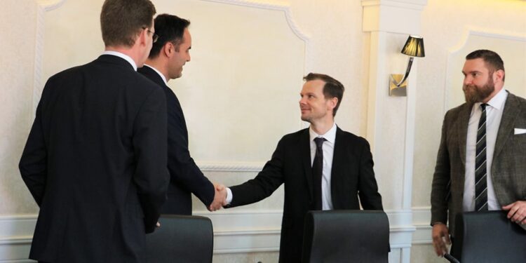 Konjufca pret ministrin danez të drejtësisë, flasin për marrëveshje ndërkombëtare