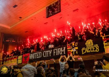 Peja eliminon kampionin dhe bëhet finalistja e parë në basketboll