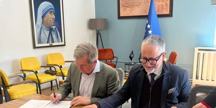 Nënshkruhet marrëveshje bashkëpunimi për onkologjinë e fëmijëve