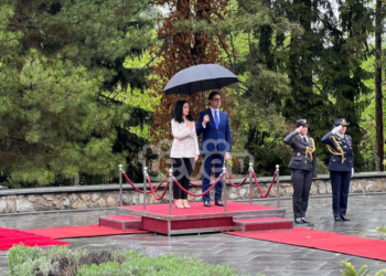 Presidenti i Maqedonisë së Veriut pret në takim presidenten Osmani