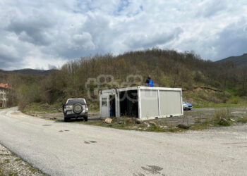 Vendosen të gjithë kontejnerët si vendvotime alternative në veri