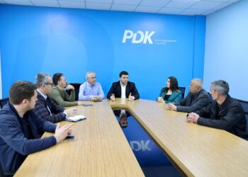 Krasniqi takon kandidatët e PDK-së për zgjedhjet në veri