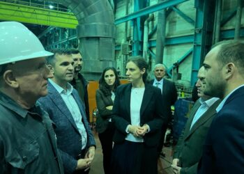 Pas pezullimit të Krasniqit Rizvanolli viziton KEK-un