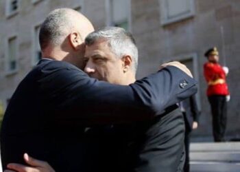 Rama uron Thaçin: Edhe 100 Komandant, u more peng nga bashkësia ndërkombëtare