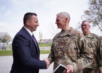 Mehaj në takim me komandantin e Gardës Kombëtare të Iowës, diskutojnë për partneritet