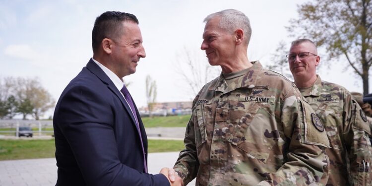 Mehaj në takim me komandantin e Gardës Kombëtare të Iowës, diskutojnë për partneritet