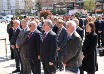 Ambasada e ShBA-së: Gjetja e përgjigjeve për familjet e të zhdukurve duhet të jetë prioritet