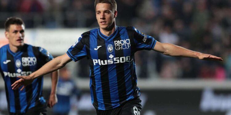 Atalanta mposht Romën dhe bën “tollovi” në zonën Champions