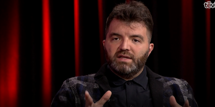 Sadiku: Shumë njerëz do t’i humbin vendet e punës shkaku i Inteligjencës Artificiale