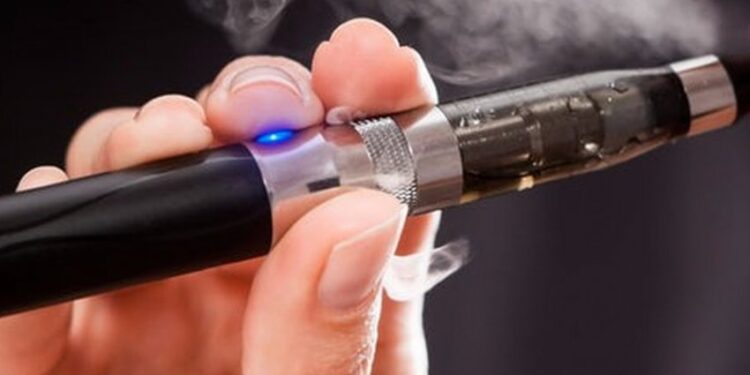 Mësoni efektet anësore të cigareve elektronike