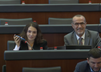 Musliu-Shoshi ia kujton deklarimet e Bislimit për Asociacionin: Kur po e jep dorëheqjen