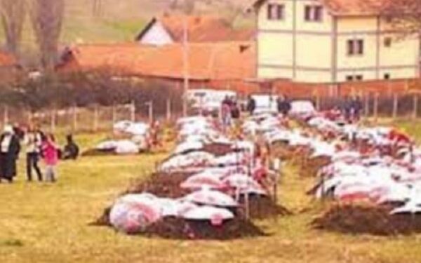 ​24 vjet nga Masakra e Poklekut dhe Çikatovës së Vjetër