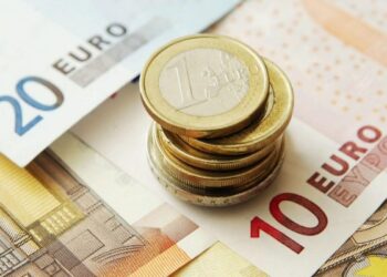 Komunat kërkojnë të mos ndryshohen faturat e tatimit në pronë, apelojnë qeverinë t’i konsultojë