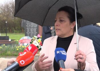 E mbijetuara e Masakrës së Poklekut kujton tmerrin e përjetuar