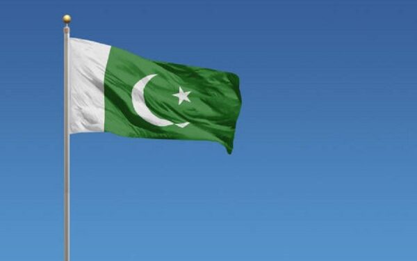 Shpërthimet në depon e municioneve kundër terrorizmit në Pakistan, 13 të vrarë dhe 50 të plagosur