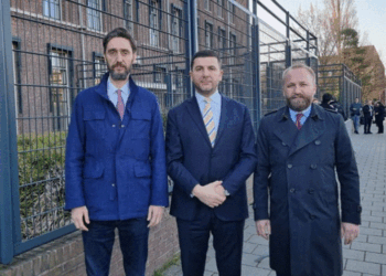 Krasniqi nga Haga: Çlirimtarët tanë do të dalin fitimtarë