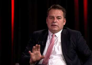 Muja: Vet-menaxhimi nuk është as vetëqeverisje