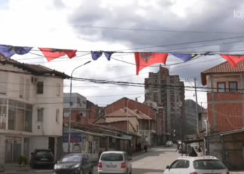 Dyshohet se në drejtim të zyrtarëve policorë në veri është hedhur shok bombë