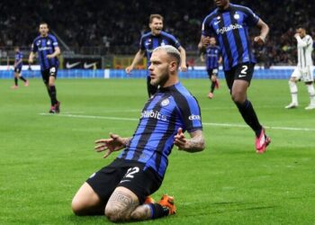 Derbi vishet zikaltër, Interi kalon në finale