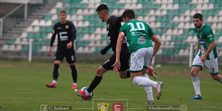 Xhiroja e 30 vazhdon me tri ndeshje në Superligë