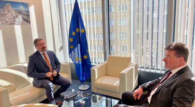 Bajrami do ta monitoroi zbatimin e marrëveshjes, analistët komentojnë këtë vendim