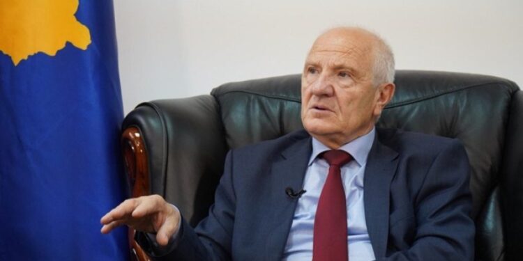 Kryeziu: Fatmir Sejdiut ia tërhoqëm vërejtjen, por mendonte se mund t’i mbante të dyja postet