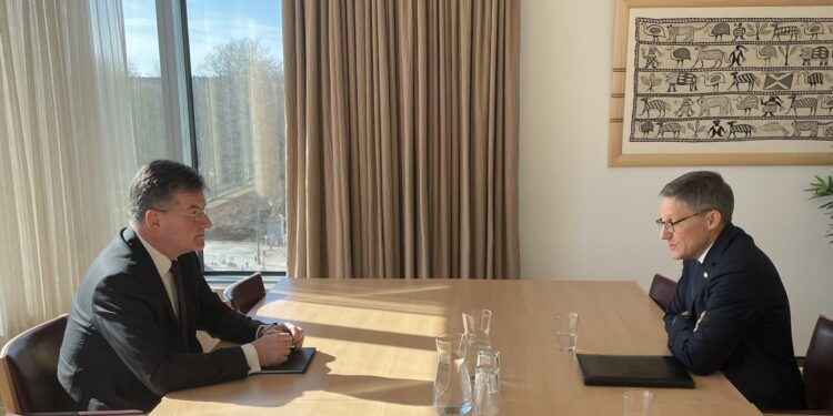 Lajçak : Me Chollet u dakorduam që marrëveshja të zbatohet menjëherë në mirëbesim