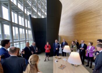 Gërvalla për liberalizimin e vizave: Ditë gëzimi për Kosovën dhe BE-në