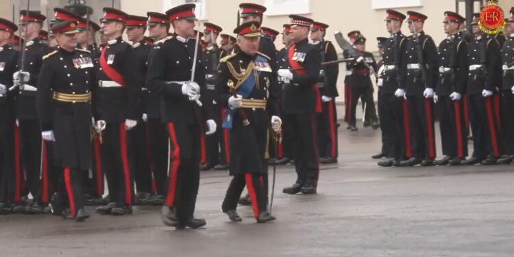 Ushtaraku i FSK-së diplomon në prezencën e Mbretit Charles III