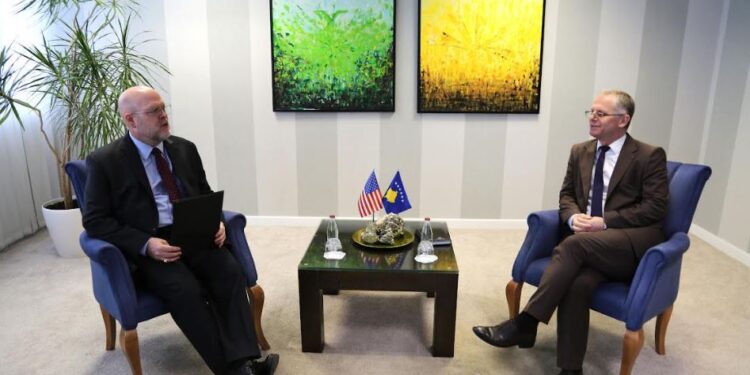 Bislimi takohet me Hovenier, diskutojnë për implementimin e Aneksit të Zbatimit