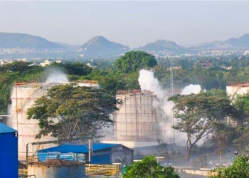 Rrjedhja e gazit mbyt 11 persona në Indi