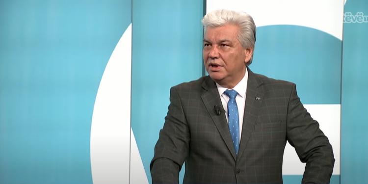 Kryeziu: Kushtetuta e Kosovës nuk shpreh vullnetin burimor të popullit