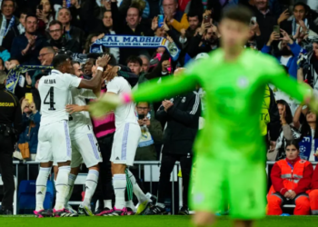Real Madrid s’toleron Chelsea, Milan e mposht në San Siro Napolin