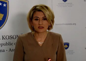 Kusari-Lila: I papranueshëm abstenimi i vazhdueshëm i opozitës