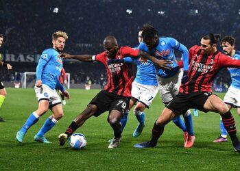 Formacionet zyrtare: Napoli – Milan