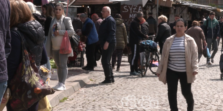 Përgatitjet për festën e Bajramit, qytetarët ankohen për çmimet e produkteve