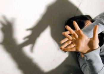 Rrahu një fëmijë në Prishtinë, arrestohet nga policia