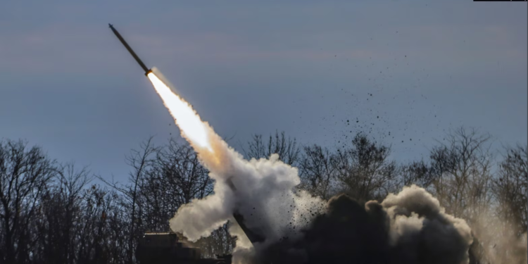 SHBA-ja jep edhe 2.6 miliardë dollarë ndihmë ushtarake për Ukrainën