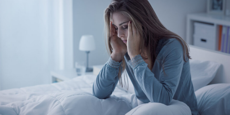 Studimi: Problemet me gjumin rrisin rrezikun e goditjes në tru