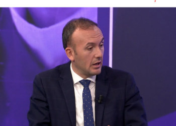 Shtrenjtimi i rrymës, Mustafa: Me Qeverinë Kurti vështirësitë e reja vetëm po shtohen