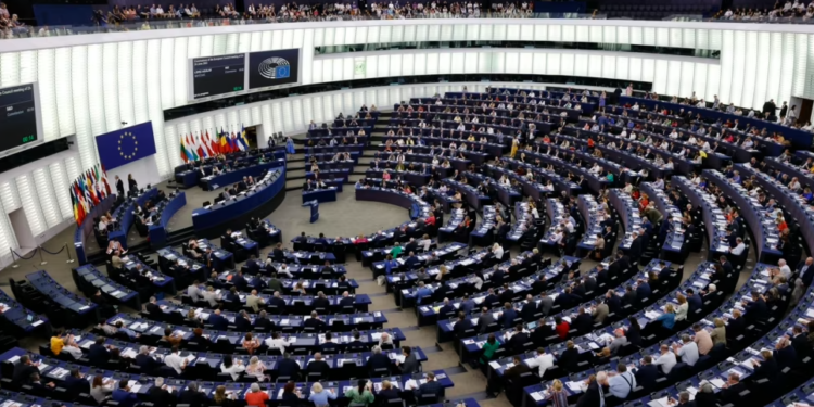 Mbi 300 amendamente në raportin e Parlamentit Evropian për Kosovën