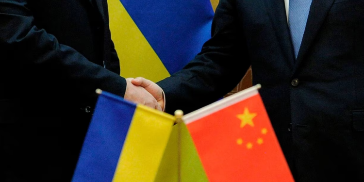 Xi dhe Zelensky biseduan, Kina do të dërgojë përfaqësues në Ukrainë