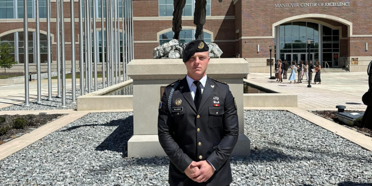 Togeri i FSK-së merr çmimin Honor Graduate në SHBA