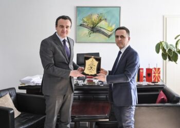 Kurti vizitë në Maqedoni të Veriut, temë rruga Tetovë-Prizren