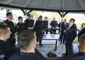 Ish-drejtori i PK-së: Sveçla ka krijuar dy dhoma pune në kampin e Njësisë Speciale