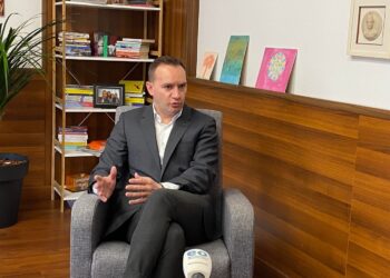 Prishtina bëhet me tunel: Veturat kalojnë nën tokë, këmbësorët mbi