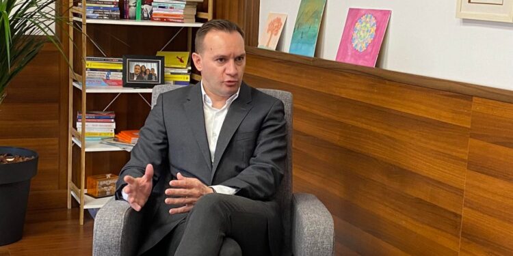 Prishtina bëhet me tunel: Veturat kalojnë nën tokë, këmbësorët mbi