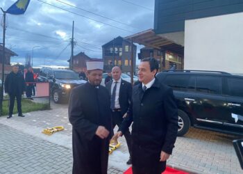 Kurti tregon se ka agjëruar disa ditë të Ramazanit