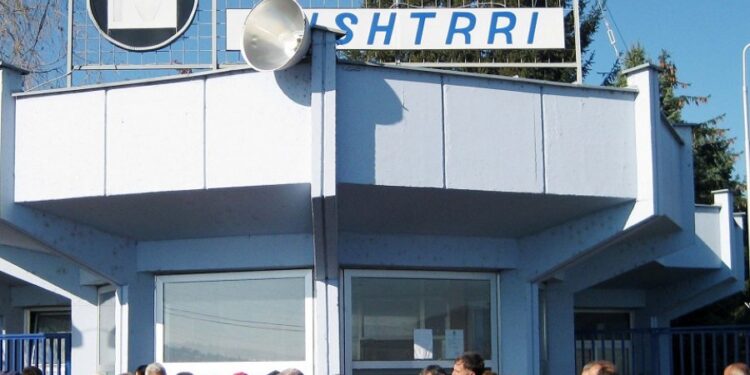 Lirohen nga akuza të akuzuarit për keqpërdorime me fondet e “Llamkos-it”