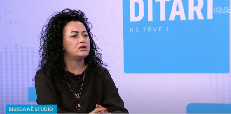 Deputetja e LDK-së fajëson Kurtin për situatën e tensionuar në veri